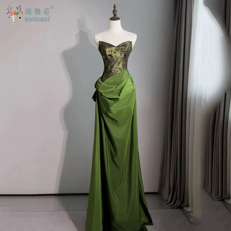 

Green New Chinese Style Strapless Elegant and Sexy Evening Dress Simple and Atmospheric Pleated Design Bride Engagement Dress