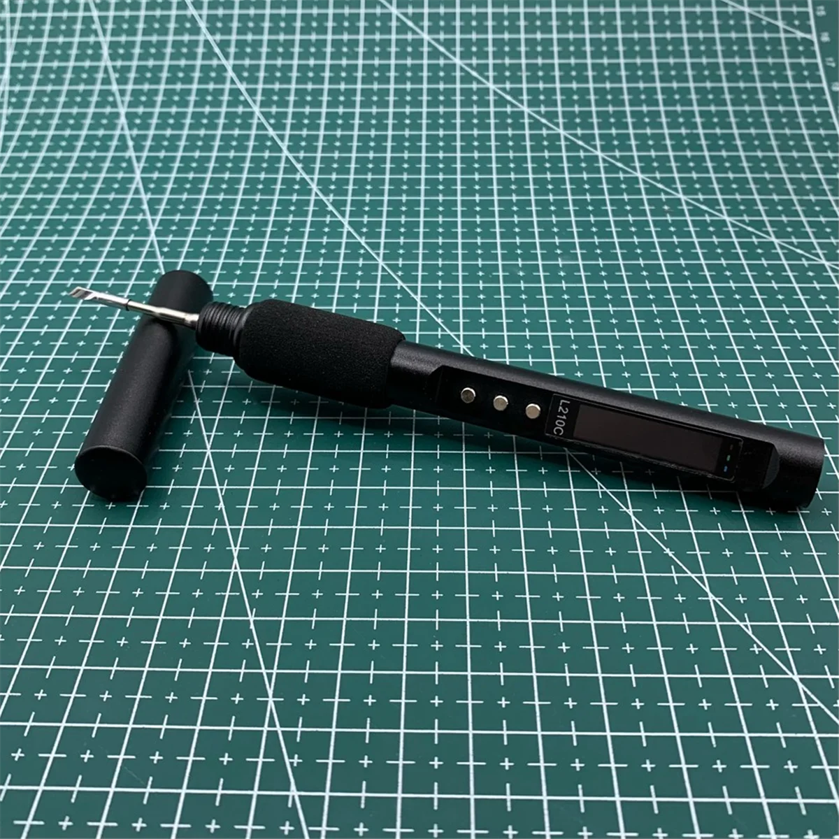 【BAAZ Fast 】L210C PD 100W Portable Electric Soldering Iron 50-500°C Adjustable Temperature Color Screen DIY Repairing Tool