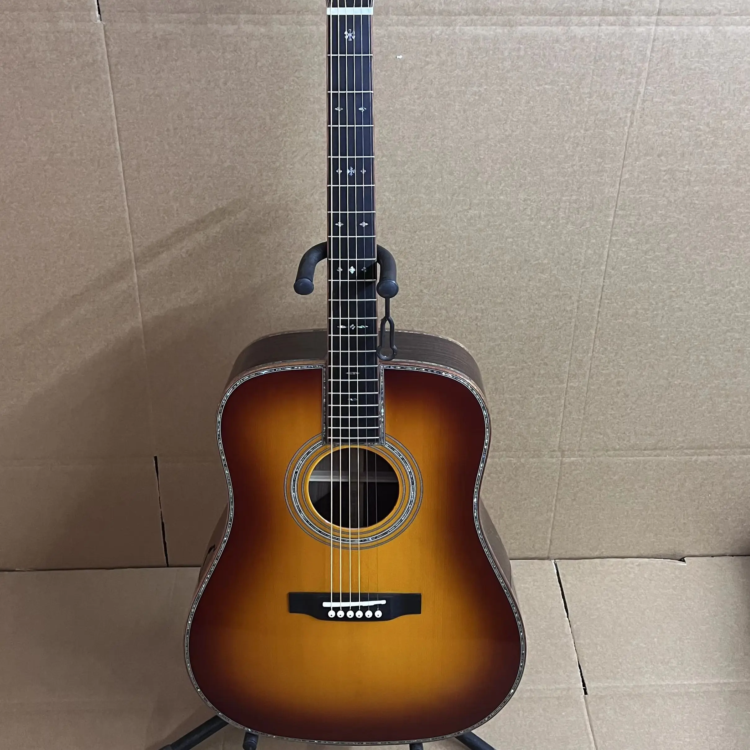 

D41 Dreadnought Acoustic Guitar Ambertone Ebony Fretboard Solid Spruce Top Abalone Inlay rosewwod back and side Bone Nut 20 fret