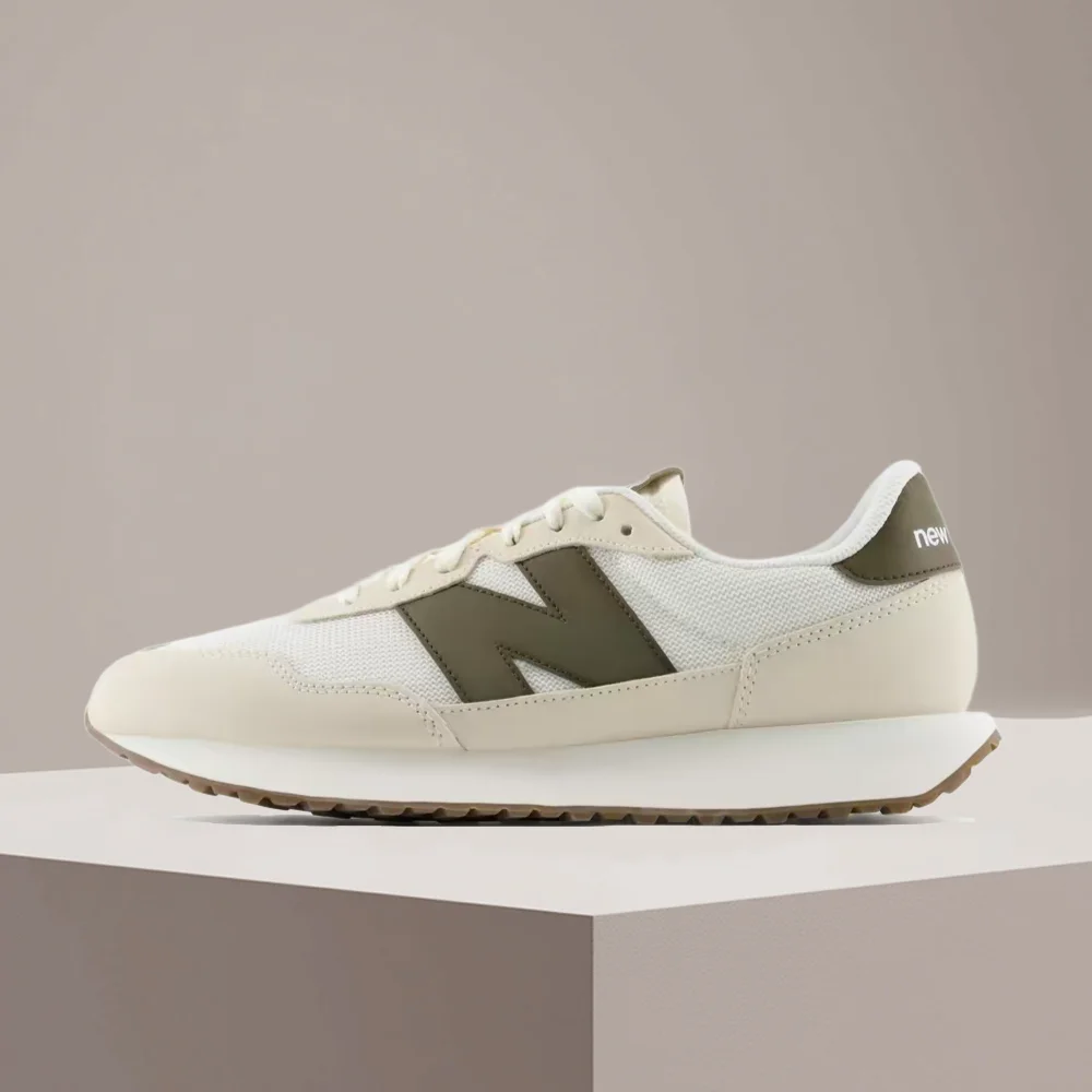 New Balance NB237 Unisex Low-Top Casual Shoes – Off-White, Non-Slip Traction Outsole, Fashionable Design & Comfortable MS237WM