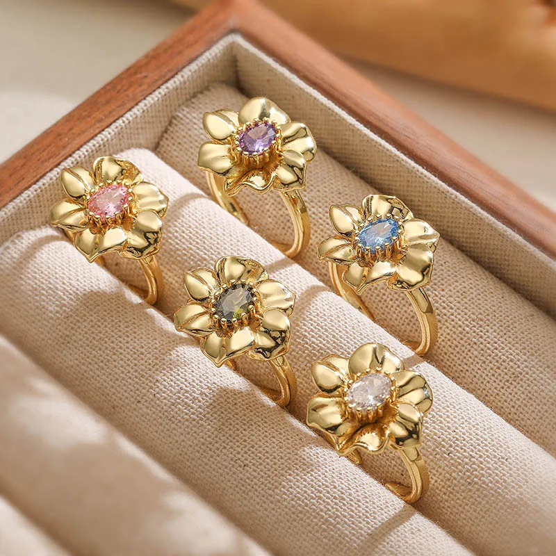 HECHENG، مجموعة سطحية لامعة حلوة صيفية مع خاتم زهرة الزركون قابل للتعديل للسيدات مجوهرات رائعة قطعة واحدة