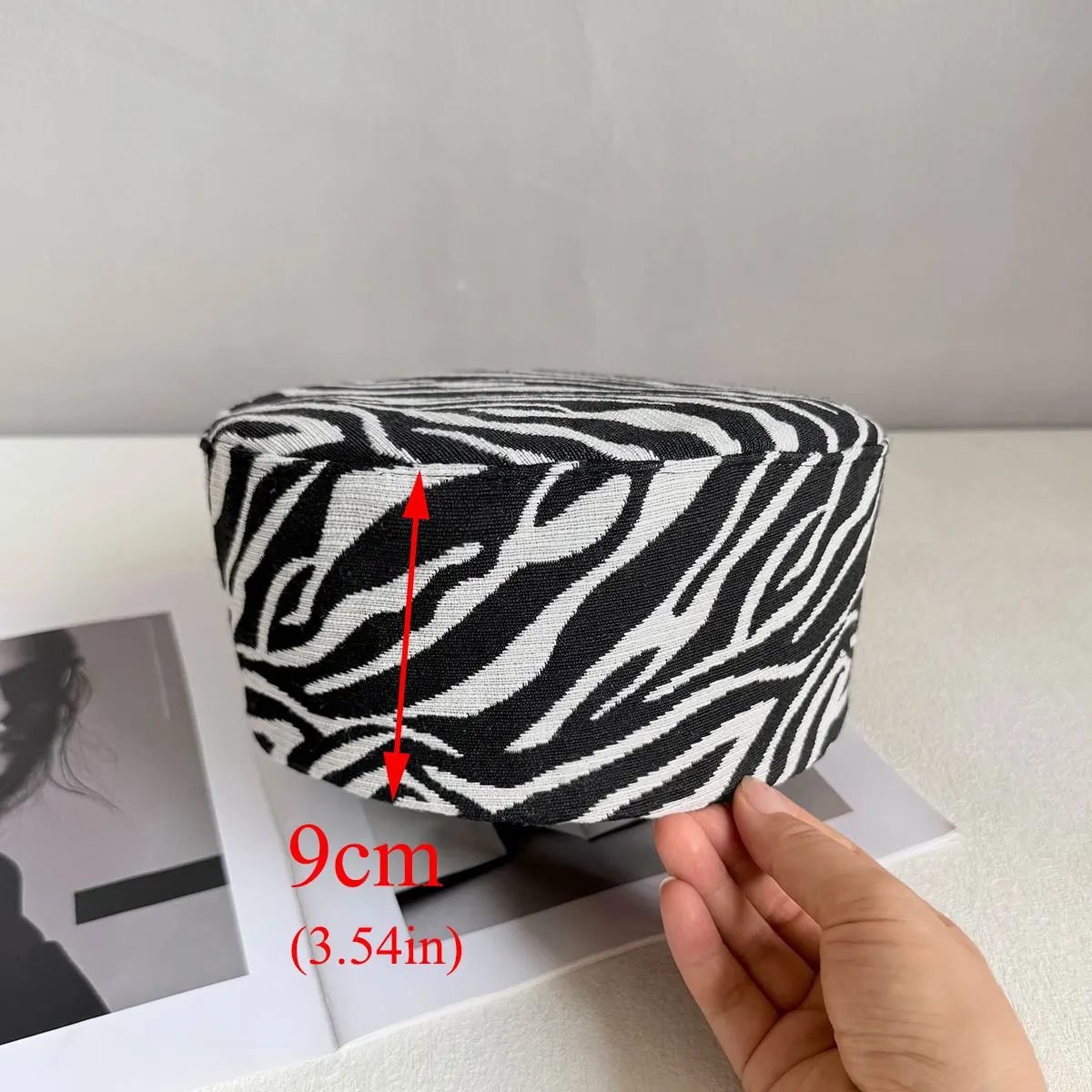 Französische Retro-Medizinbox-Mütze für Damen, britische Sommer-Herbst-Zebra-Print-Pillbox-Baskenmütze, Damen-Hepburn-Sonnenschutzkappe, Bonnet – Detail 5