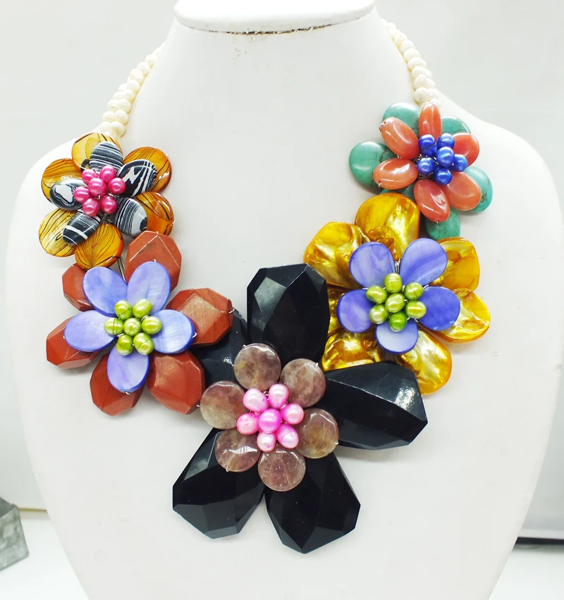 It's beautiful ! Natural Brazil, Indian semi-precious stone. handmade, made flower necklace  20