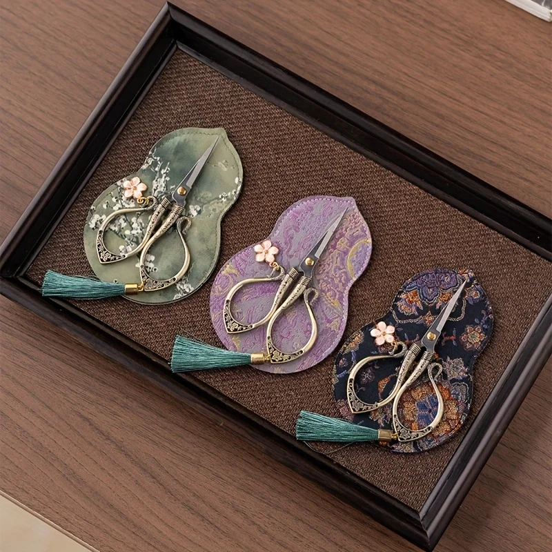 Chinese Vintage Mini Embroidery Scissors Tassel Decor Craft Shears with Gourd Fabric Cover DIY Sewing Thread Cutting Tool