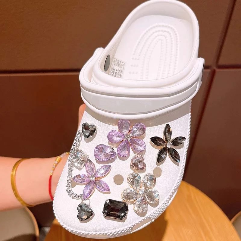 New Fashion Rhinestone Flower  Bling Shoe Charms Set Diy Sandals Hole Garden Shoes For Adults Xmas Halloween Birthday Party Gift