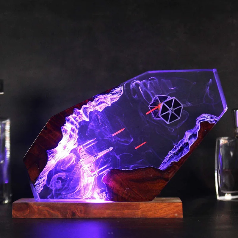 Lampe de Table en résine, organisme de guerre interstellaire, Art créatif, lampe de décoration choquée, thème vaisseau spatial, veilleuse, Charge USB