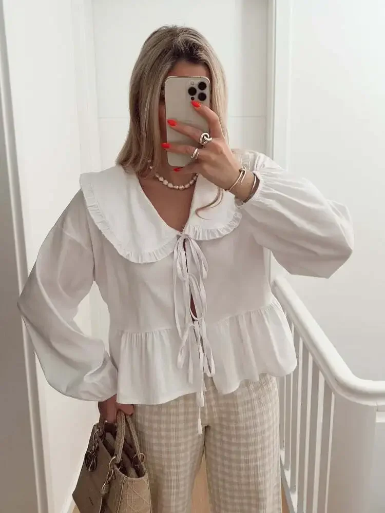 Vintage Women Sweet Ruffles Shirts 2024 Fashion Ladies Peter Pan Collar Blouses for Women Chic Bow Buttons Tops Clothes Chic