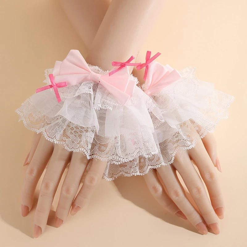 Рисунок 6 - Кружевной браслет в стиле Лолиты