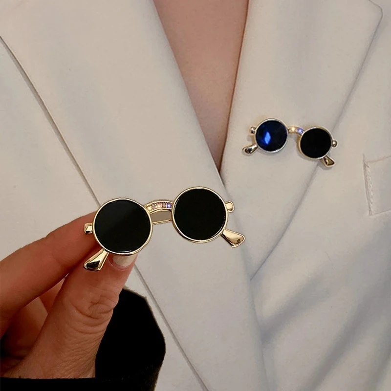 Punk Style Mini Sunglasses Brooches Vintage Metal Glasses Shaped Pins Women Men Party Clothing Accessories