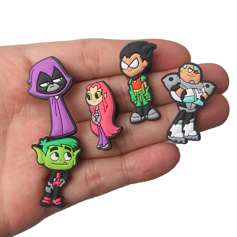 1pcs Teen Titans Cartoon Shoe Charms Accessories Children Shoe Decorations Fit Wristband Classic Clog Charms Party Present