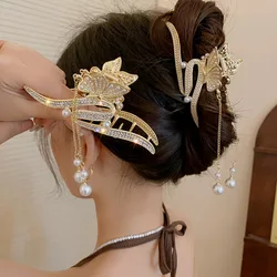 Moda farfalla perla strass nappa capelli artiglio metallo squalo Clip coda di cavallo artiglio Clip tornante donna ragazza accessori per capelli