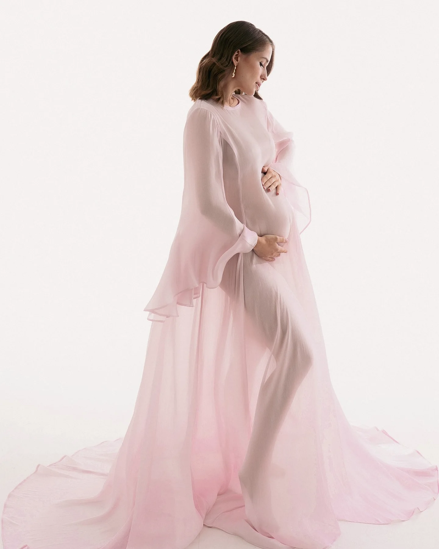 

Maternity Photography Props Dress Elegant Glossy Pink Organza Ruffled Sleeves Floor Length Gown Pregnant Woman Baby Shower Dress