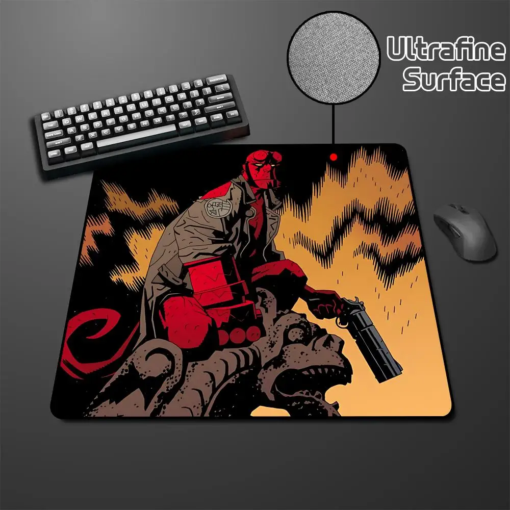 Devil H-Hellboy Mouse Pad Rubber Small mouse pad CSGOs desktop computer office keyboard e-sports ROGs game