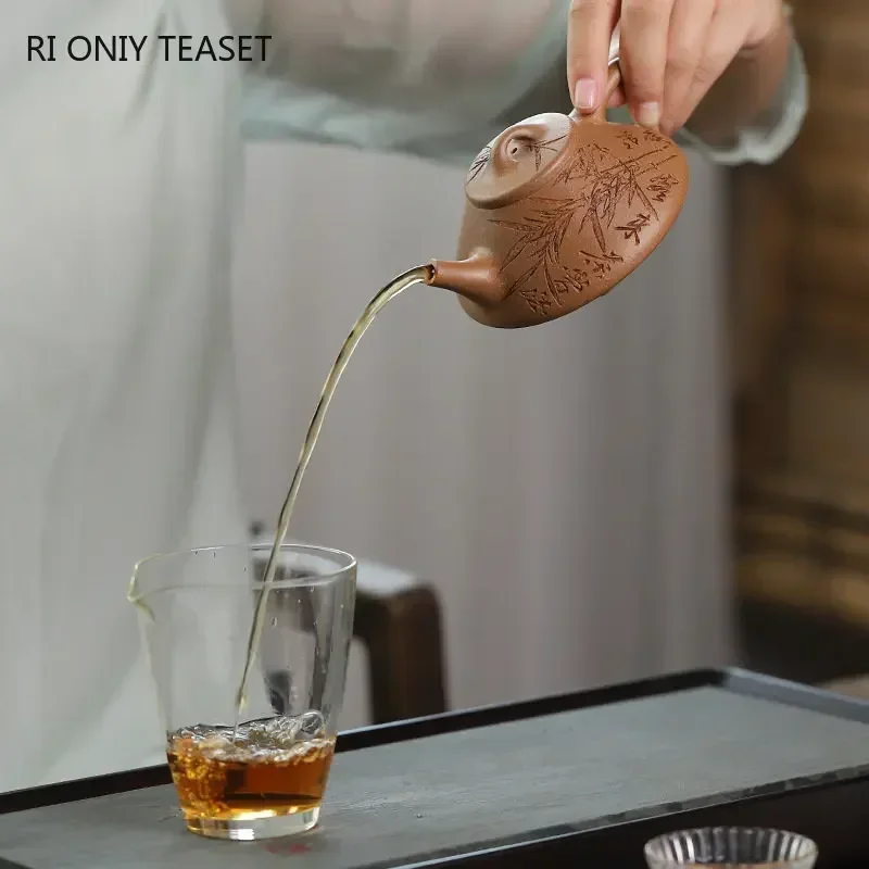 

Yixing Purple Clay Stone Scoop Teapot Handmade Bamboo Leaf Pattern Tea Pot Beauty Tea Infuser Kettle Chinese Zisha Tea Set