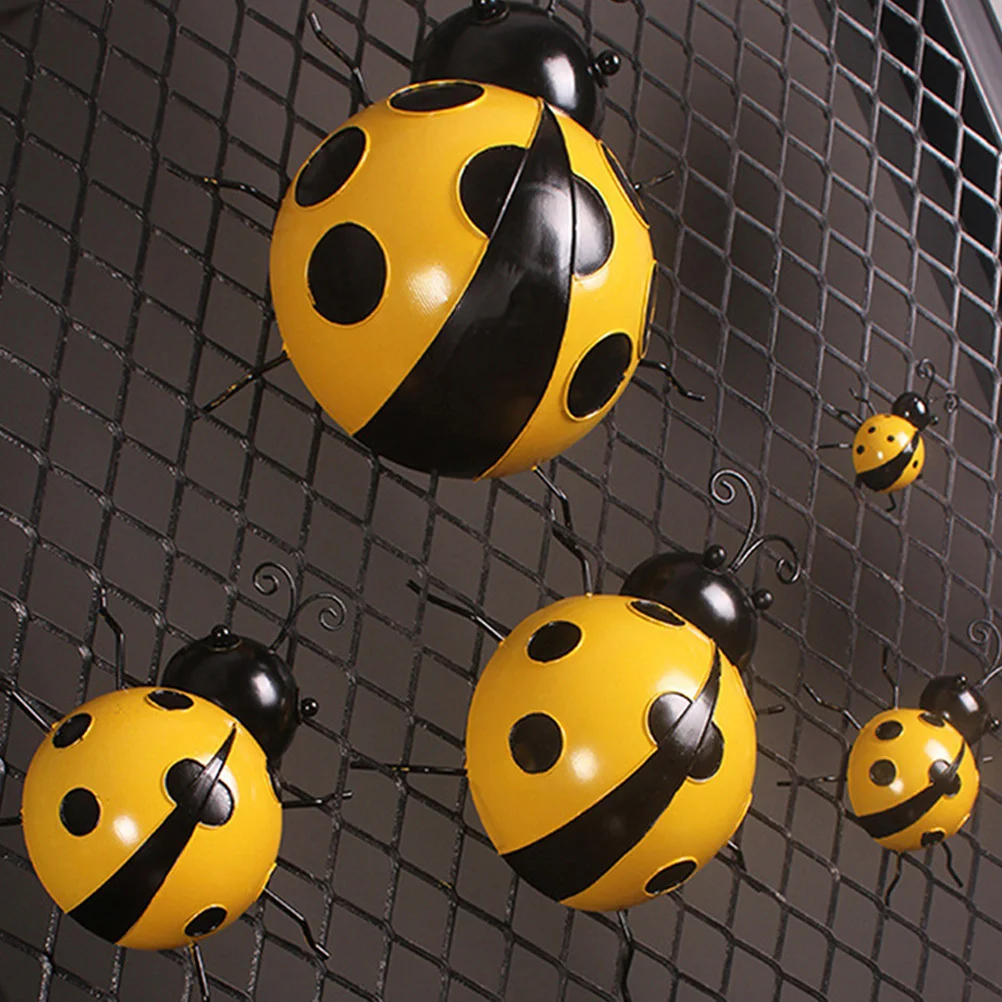 

3pcs Iron Ladybug Garden Decorations Simulated Insect Ornament For Lawn Pool Backyard Decoration Iron Art Adornment Home Decor