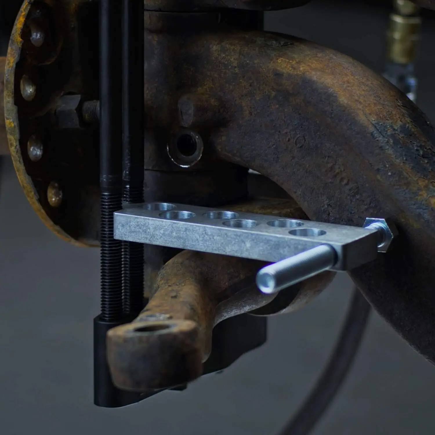 90150 Aluminium + Ijzer Heavy Duty King Pin Press Removal Tool Voor Ram Chevrolet 3500 5500 Ford F-350 F-550 Volvo Zwart