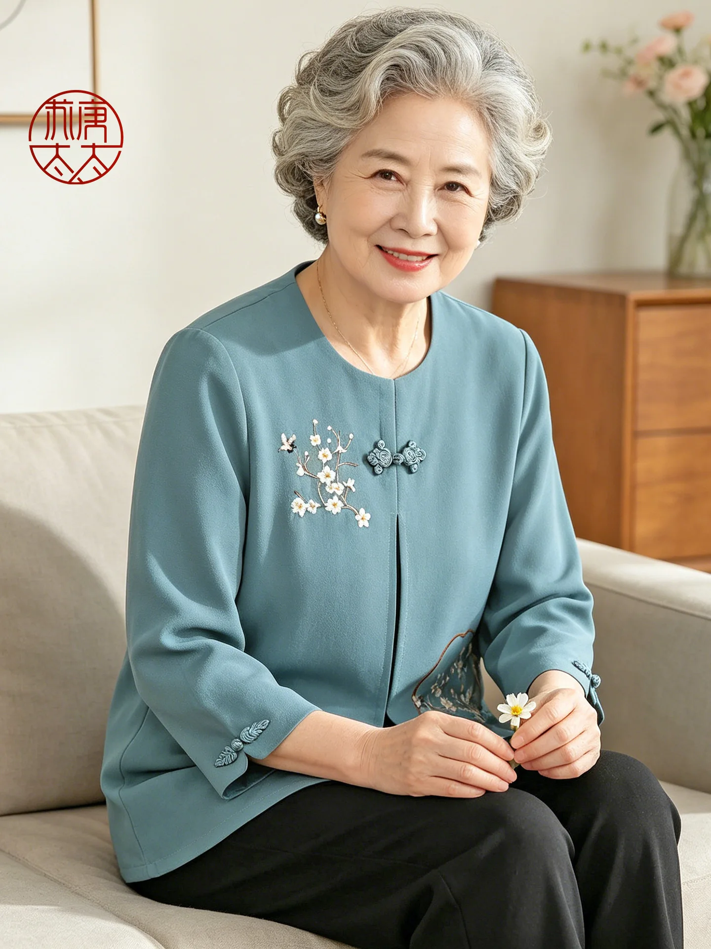 

Elegant Summer Fashionable Loose Fit Short Sleeve Midi Dress for Elderly Women with Embroidery Details Senior Citizens Set