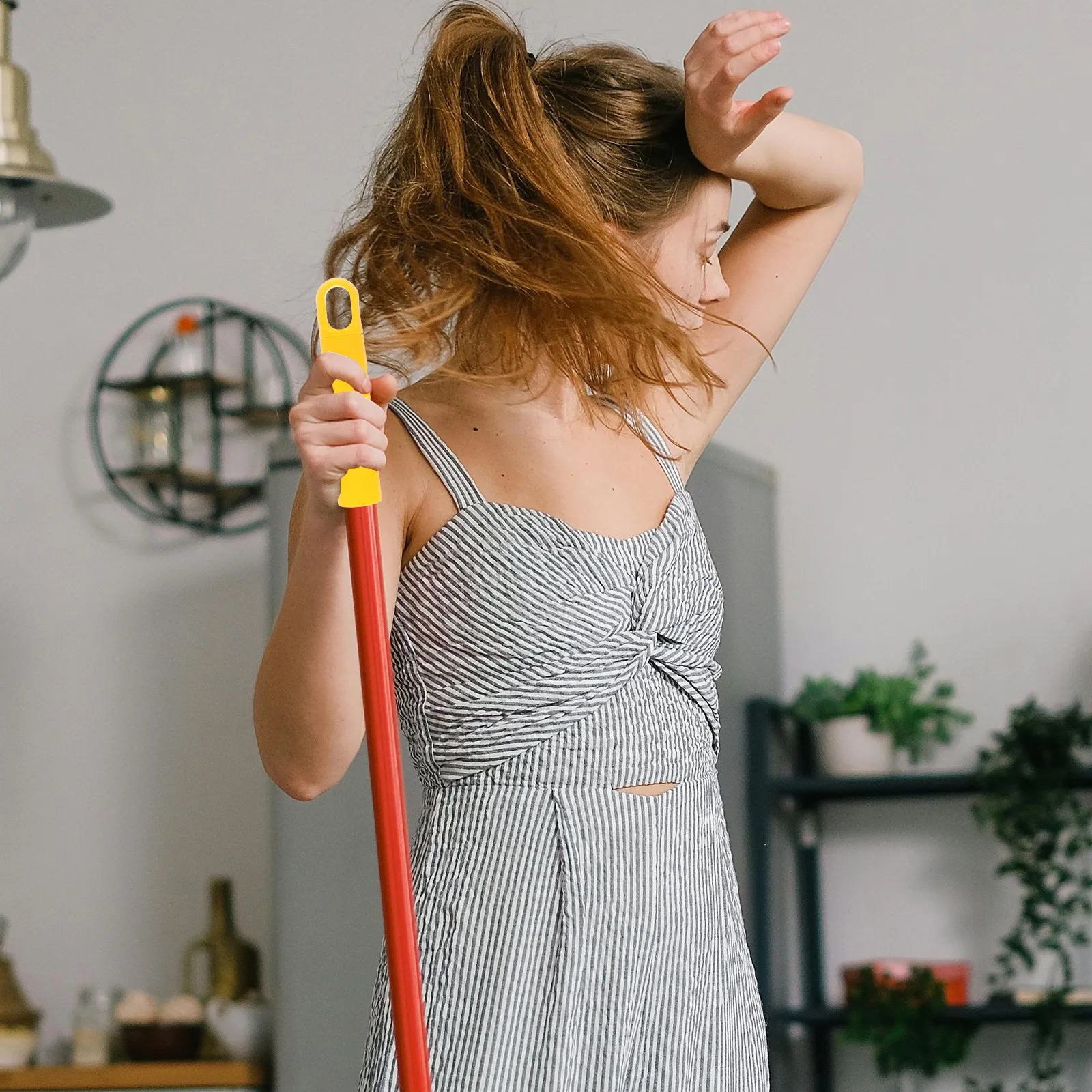 

4Pcs Broom Handle Grip Sleeve Plastic Mop Stick Socket End Cap Hanging Hole Replacement Broom Mop Handle Cover Dustpan Cleaning