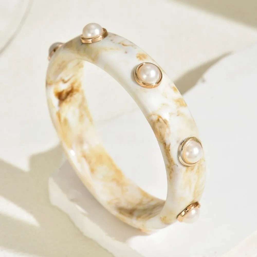 New Pearl Shell Resin Cuff Bracelet Marbling Round Wide Cuff Bracelet Geometric Exaggerated Chunky Bangle Gifts