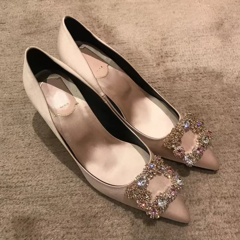 

Pointed Toe Flat Bottom Women's Shoes Soft Sole Versatile Commuter Lady Spring Autumn New Style Diamond Embellished Wedding Shoe