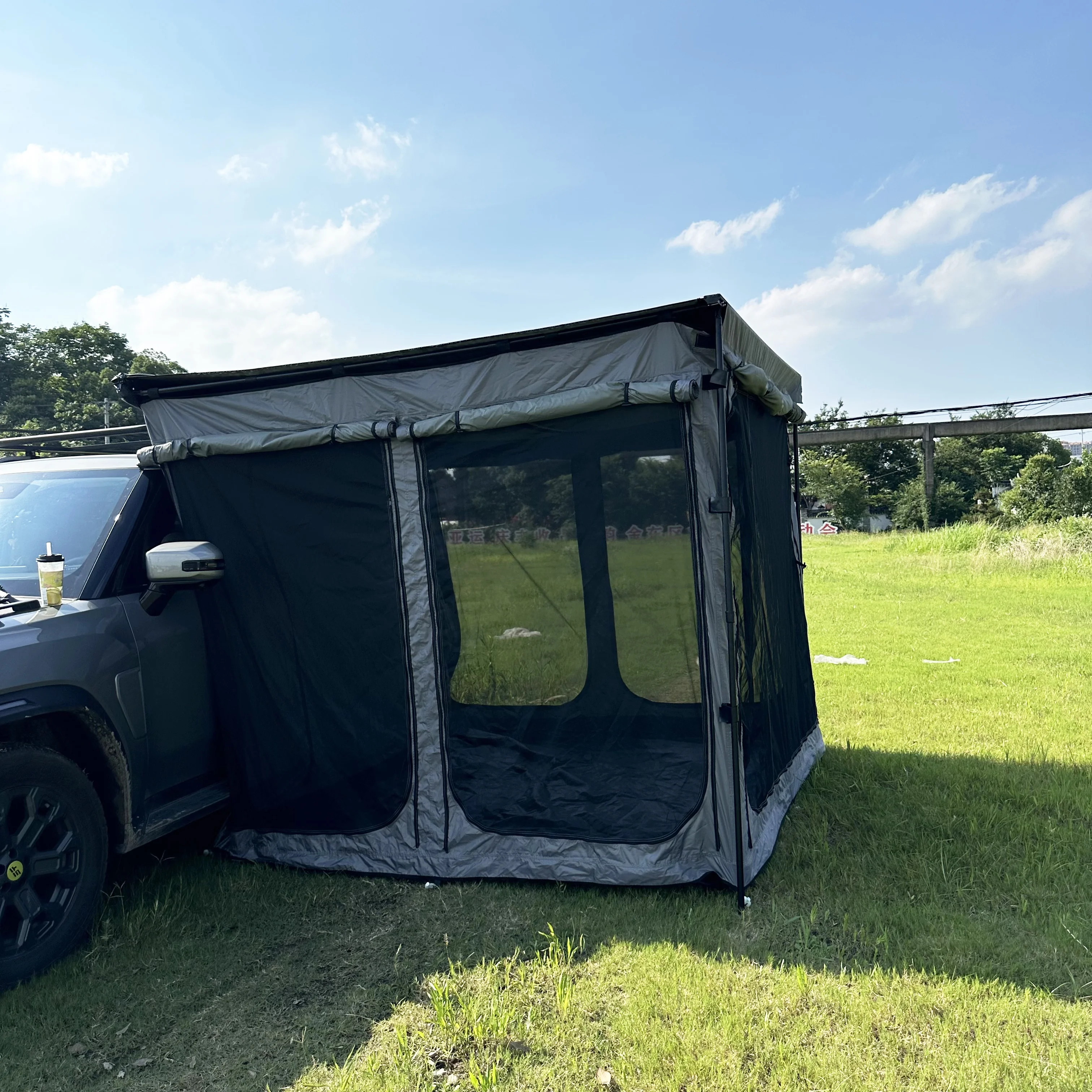 

Roof Tent Camper Extend Side Wall Room Vehicle Retractable Awning With Room Outdoor 4X4 Awning Rainproof Annex Room