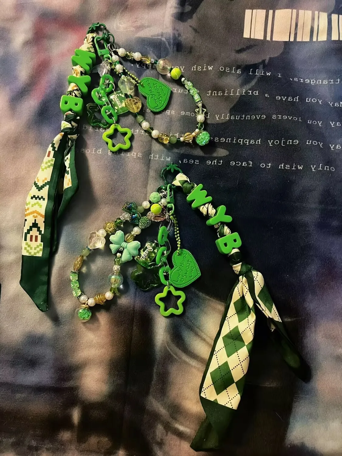 حزمة دعم Wang Yibo المعلقة، سلسلة مفاتيح خضراء، هدية تزيين الحفل، محيطية عالية الجمال #3