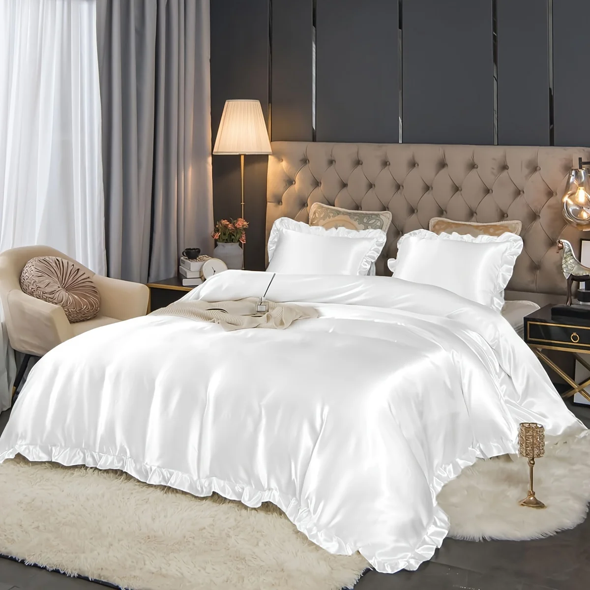 3 pieces of fashionable, simple and versatile solid color lace and smooth duvet cover multi-piece set
