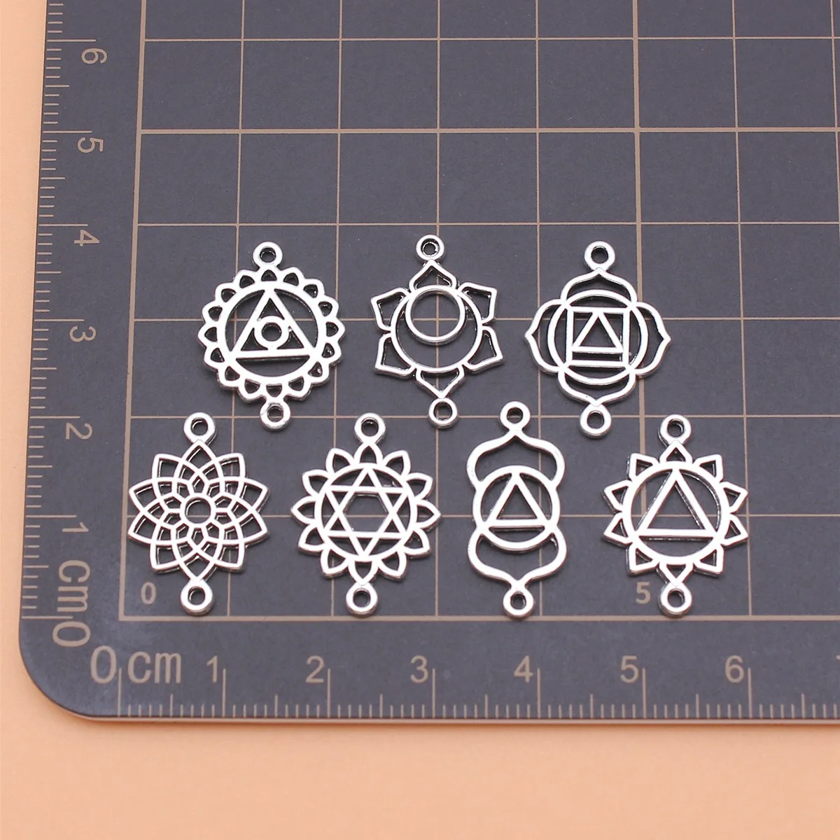 7pcs Antique Silver Color Chakra Connector Charms Collection