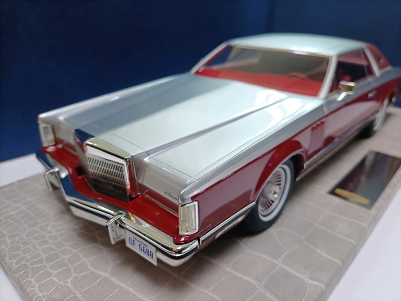 AMC Resin 1:18 Scale Lincoln Mark V 1979 Toys Cars Model Limited Edition Classics Adult Collection Souvenir Gifts Static Display