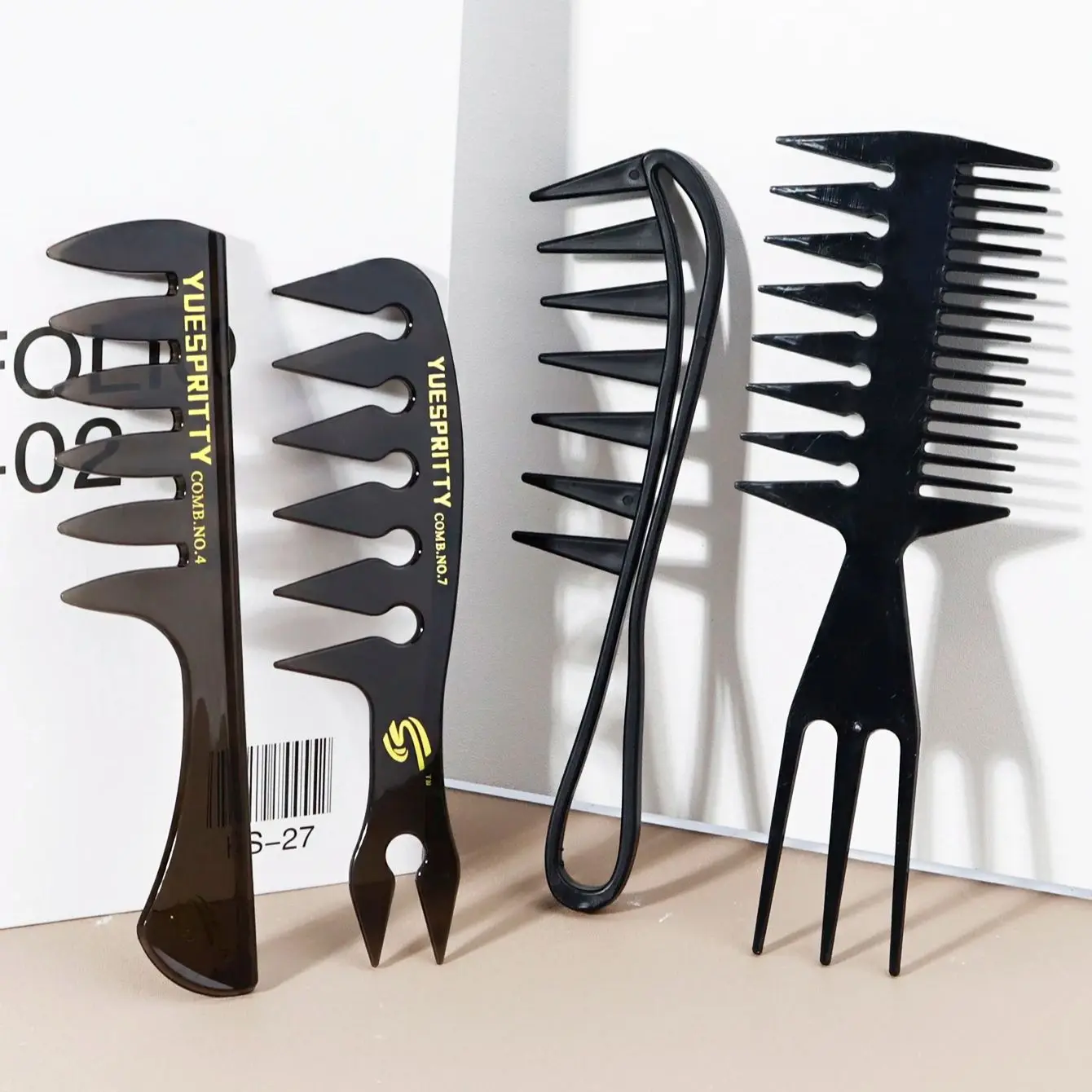 4pcs wide tooth comb set, three pronged double-sided comb retro oil head comb wide tooth flat comb,Special for real hair wigs image 2