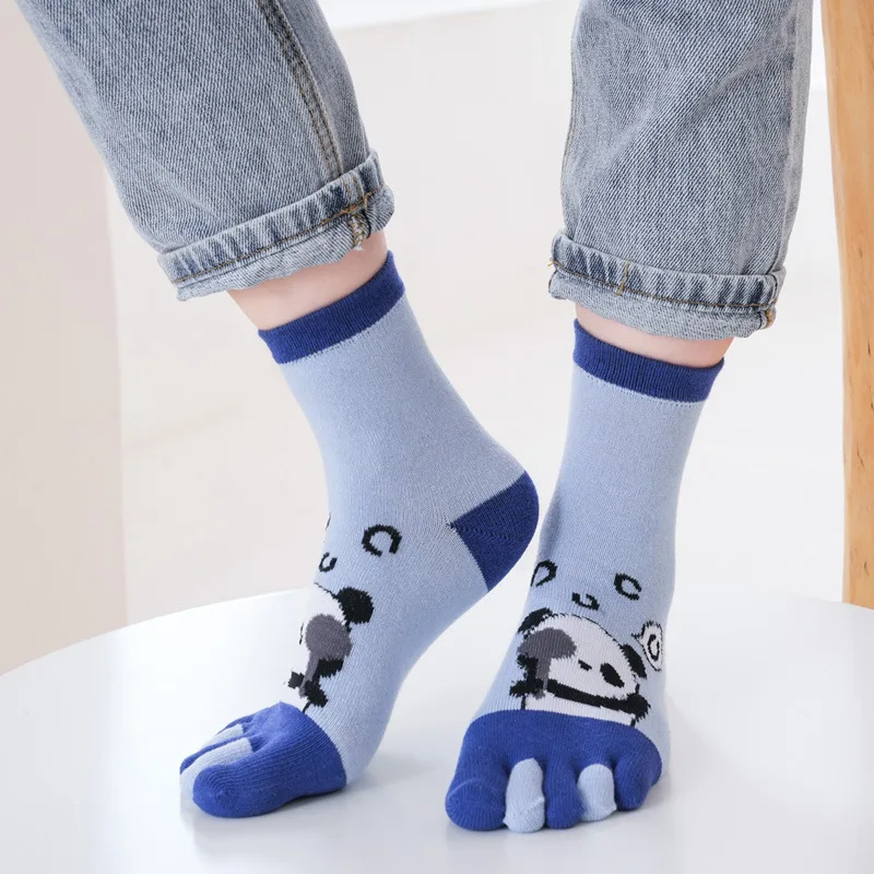 

5 Pairs Five-finger Socks Women Autumn and Winter Crew Tube Toe Socks Medium Tube Cartoon Cotton Socks