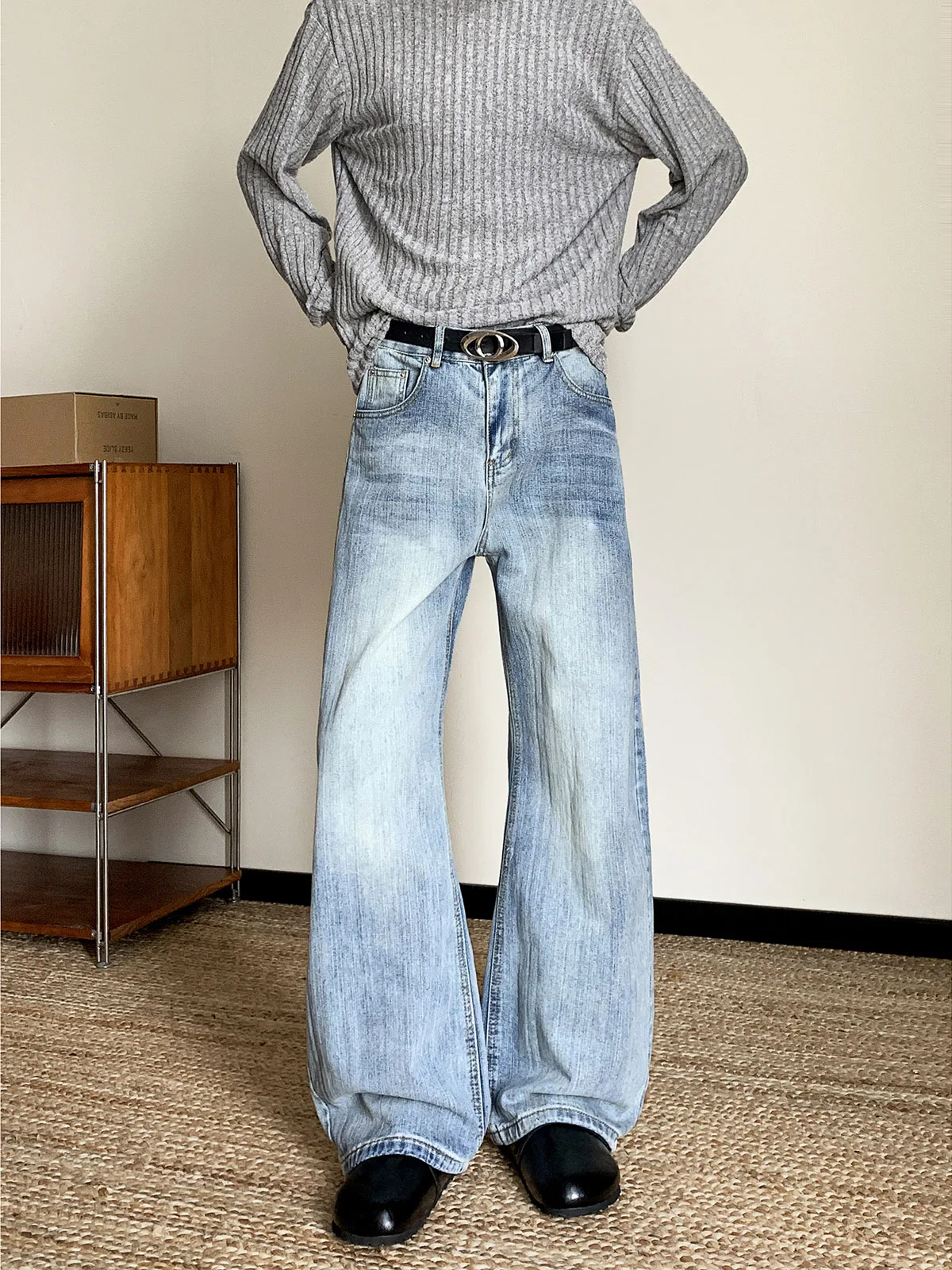 Calças Jeans Retrô de Perna Larga Unissex, Corte Solto e Reto, Micro Flare, Efeito Emagrecedor, Lavadas, Estilo Jovem e Moderno