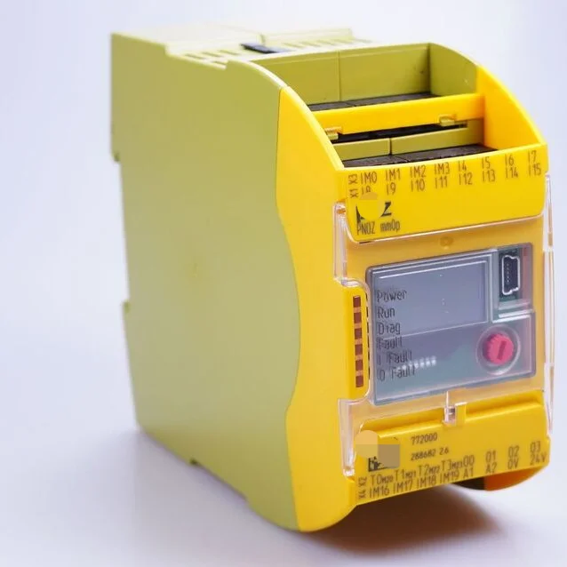 

New Original Ready Stock Pnoz Mm0p 772000 Industrial Automation PAC Dedicated PLC Programming Controller