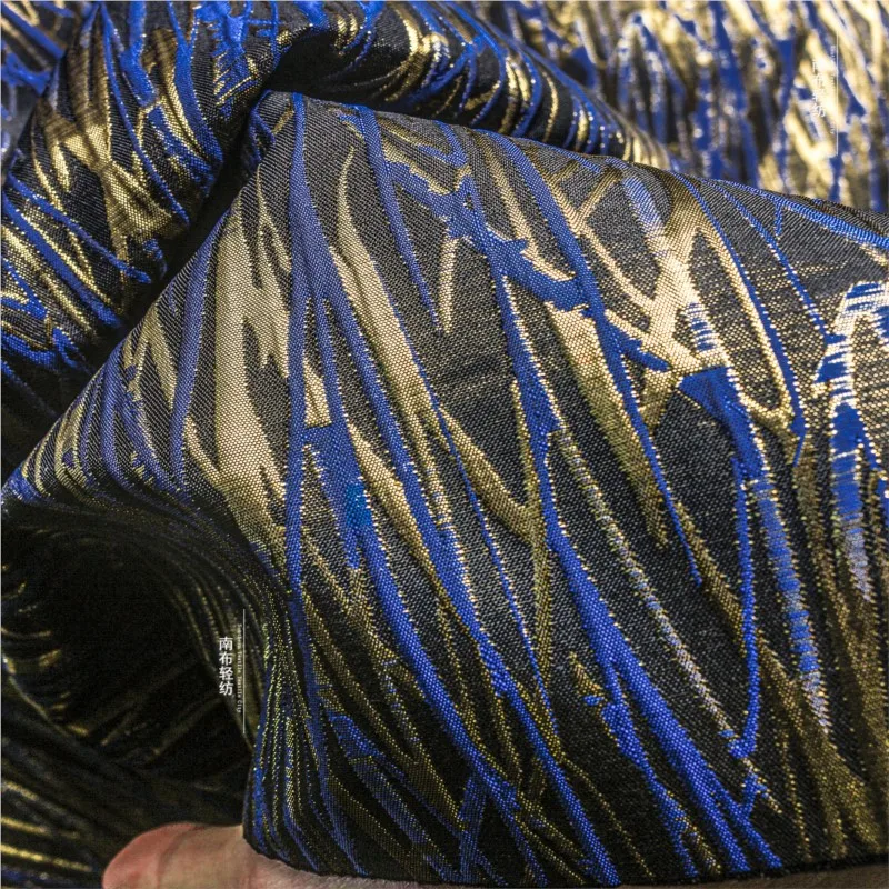 Gold and blue silk thread jacquard three-dimensional fabric remade coat hand-wrapped skirt designer - Image 4