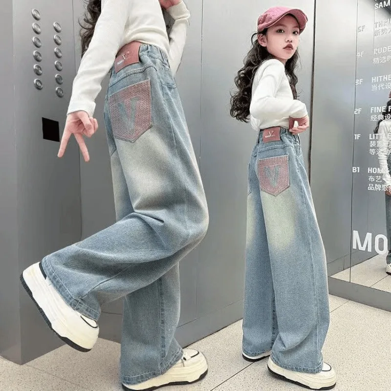 UNITIM Herbst Kinder-Jeans mit Liebes-Stickerei, Gerade Hosen für Junge Mädchen, Lose Elastische Taille, Denim-Hosen für Junge Teenager-Mädchen – Detail 12