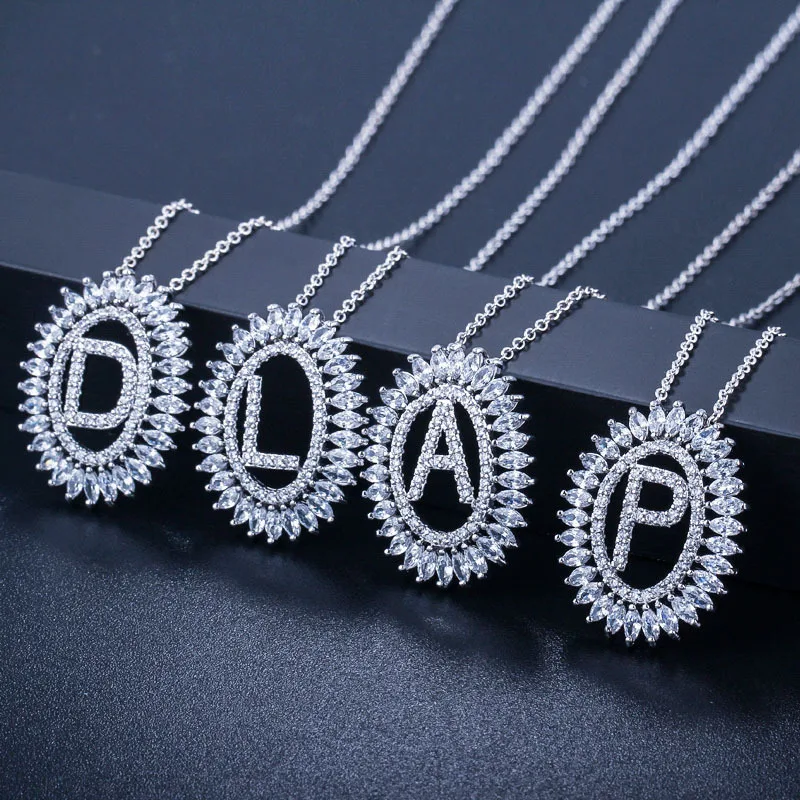 

New simple letter necklace, high-end 3A zircon, fashionable personalized pendant, holiday gift.