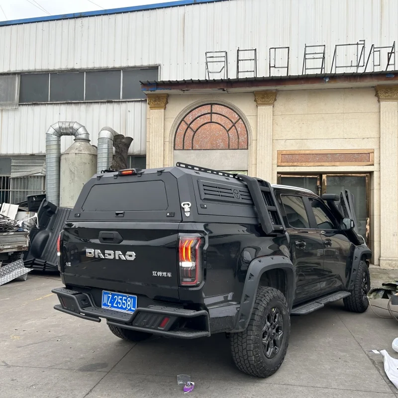 

Кемпер-капот (полукапот) Dream Garage Truck с жестким корпусом для пикапов, включая модели Tacoma и Ram 1500, в продаже