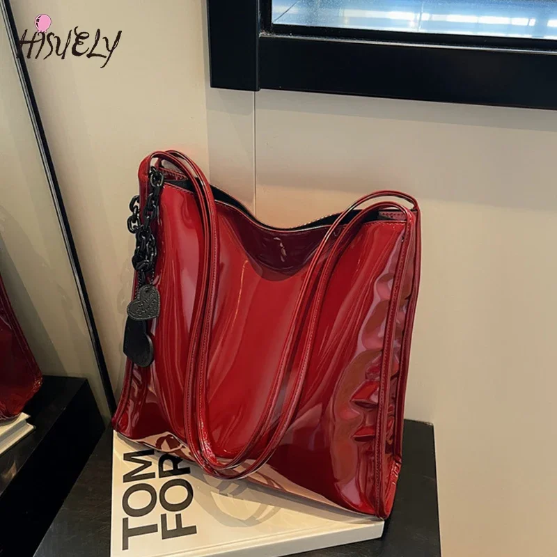 

Trendy Red Patent Leather Large Capacity Tote Bag Classic Texture Shoulder Underarm Bag Lady 2024 Fall Winter New Commuter Pack