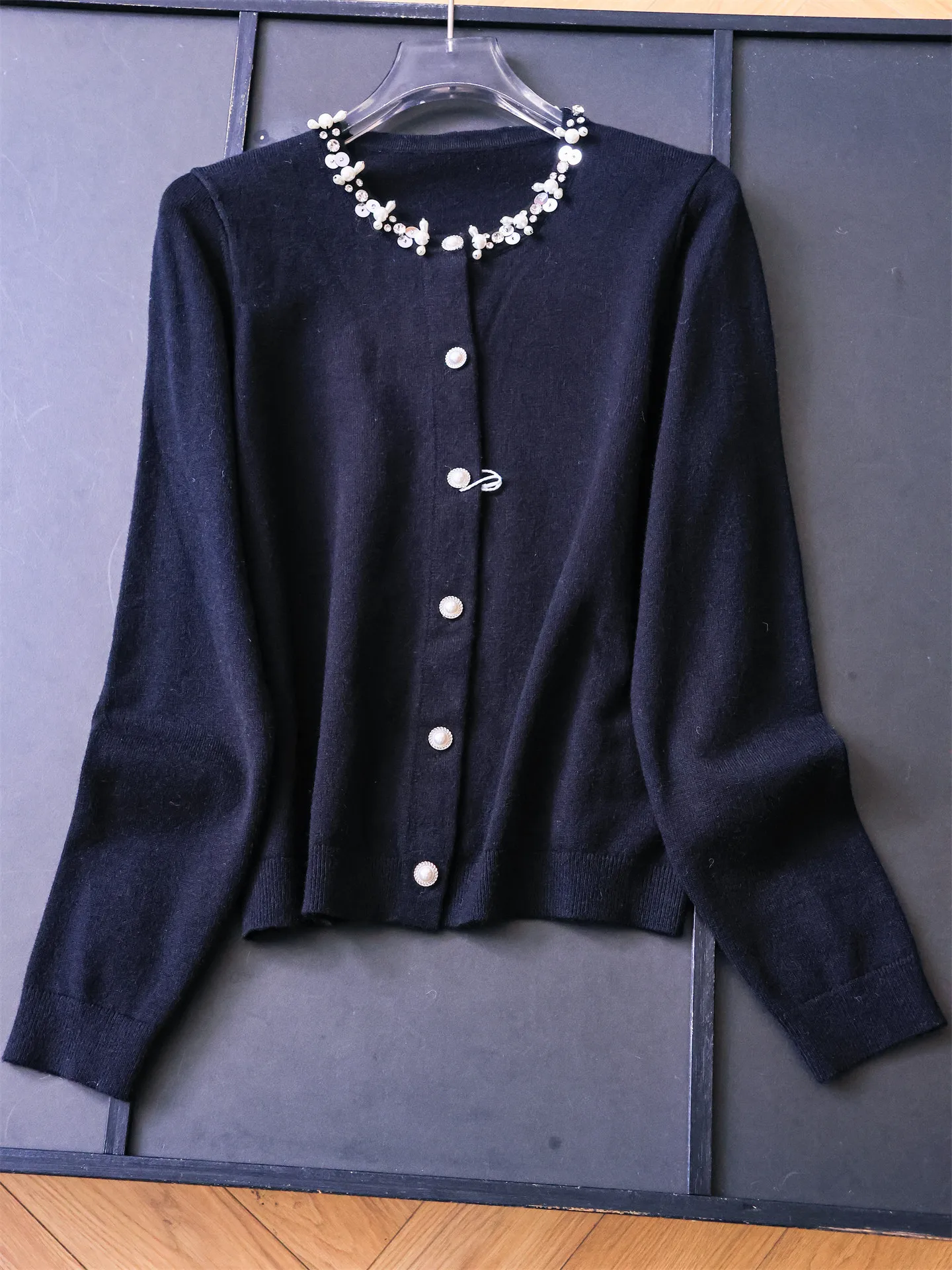 Elegant round Neck Long Sleeve Women's Knitted Sweater Shiny Sequin Slimming Base Layer Winter New Style Soft Polyester Blend