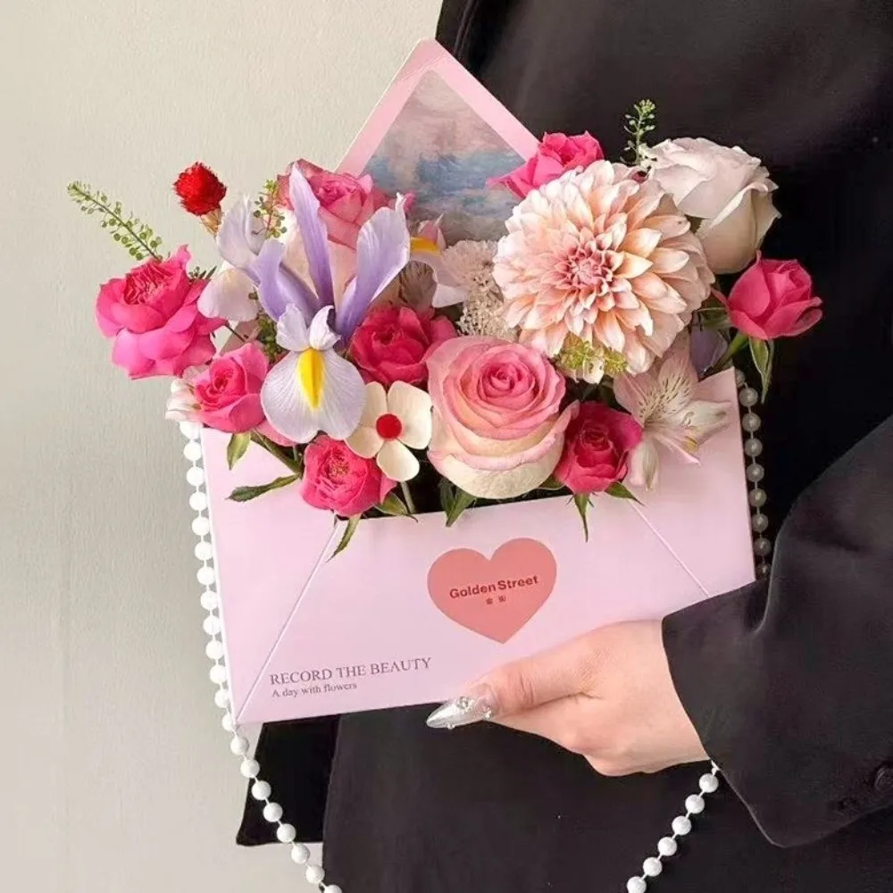 5 Pieces Romantic Flower Gift Box Portable Paper Envelope Floral Box Folding DIY Gift Gift Wrapping Box Mother's Day view 2