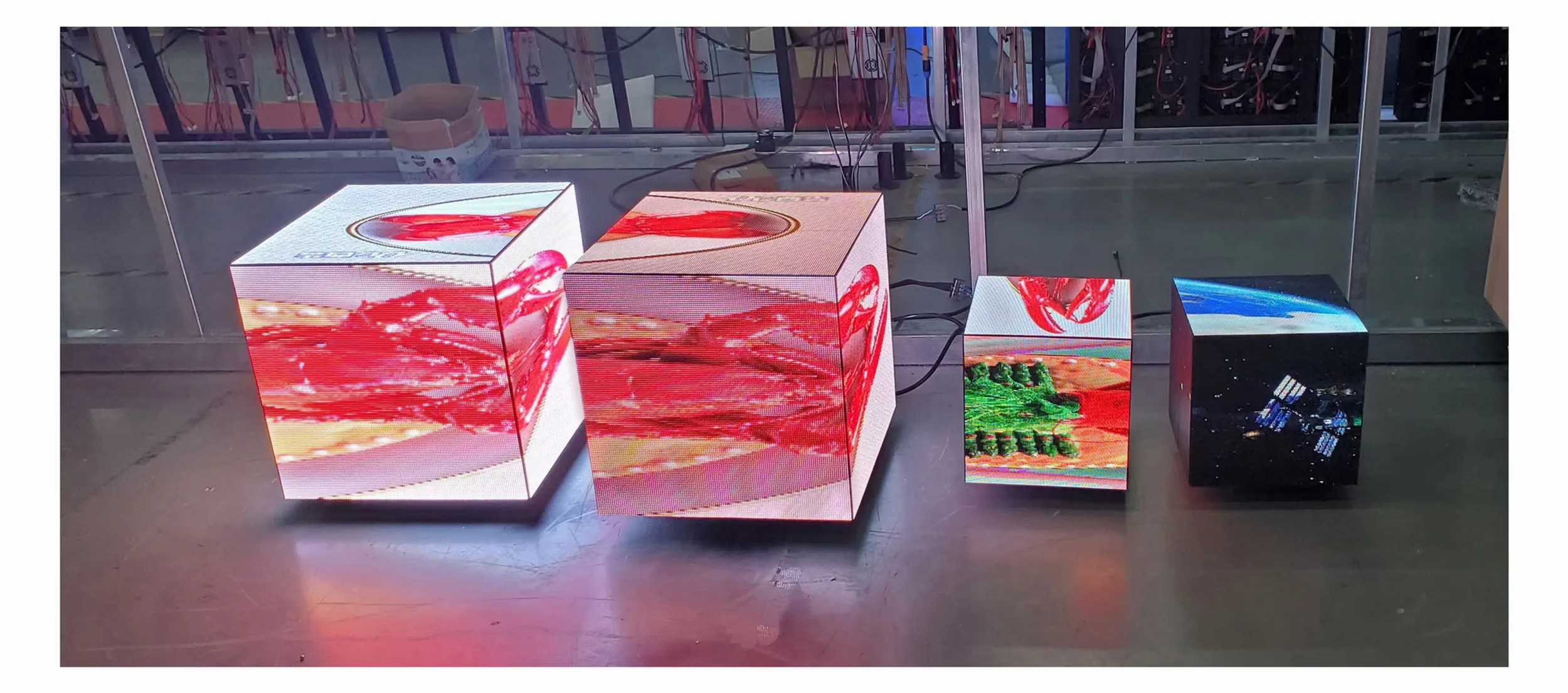 تصميم جديد P3 Led شاشة عرض إعلانات رقمية الإبداعية في الهواء الطلق مقاوم للماء الدورية المكعب السحري Led ملصق يعرض