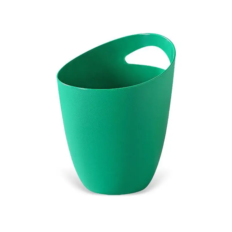 Oblique Plastic Ice Bucket Reusable Portable Ice Pail for Bar KTV Household Decor Home BBQ Camping Wine Beer Cooling
