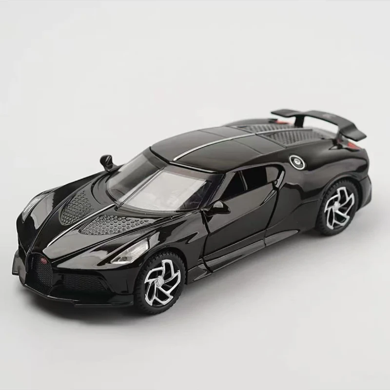 

1:36 Voice Of The Night Car Model Diecasts Toy Vehicles Metal High Simulation Sound and Light Collection kids Gift D201