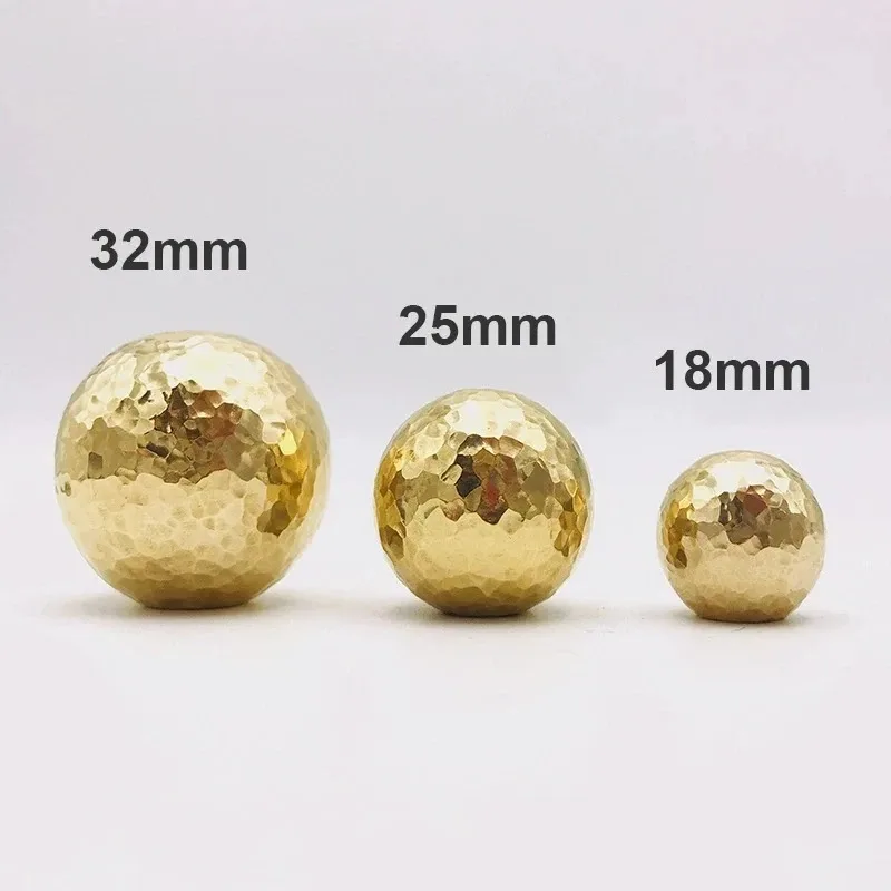 خزانة المطبخ درج خزانة باب الأثاث النحاس اليدوية المطرقة نمط القمر سطح لامعة الذهب الكرة على شكل مقبض #4