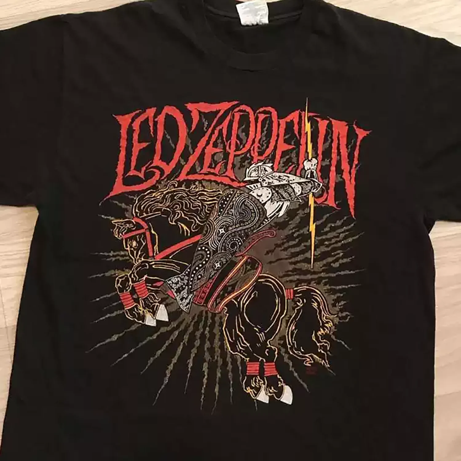 Led Zeppelin Classic Rock Band Oldschool Streetwear Short-Sleeved T-Shirt 100% Cotton Soft Breathable Unisex Graphic Tee plus Size Summer Top.heavyweight cotton, pre shrunk tee, butterysoft, graphic print crew neck、 gift for menwomen, wash resistant print