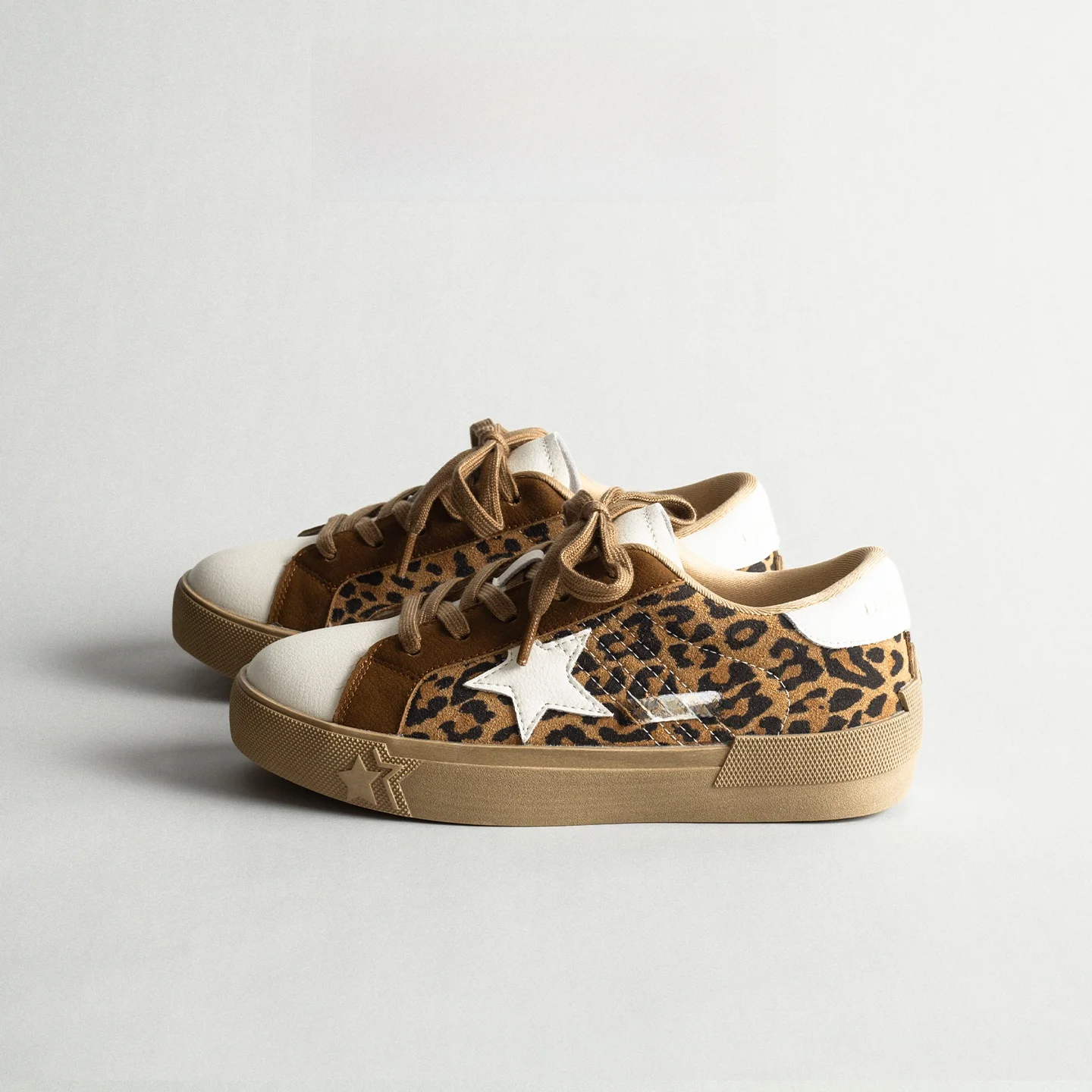 chaussures-en-cuir-retro-a-imprime-leopard-pour-femmes-chaussures-de-printemps-polyvalentes-a-lacets-legeres-et-confortables-style-sportif