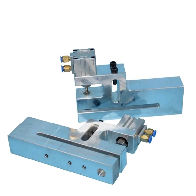 V-shaped notch punch plastic bag