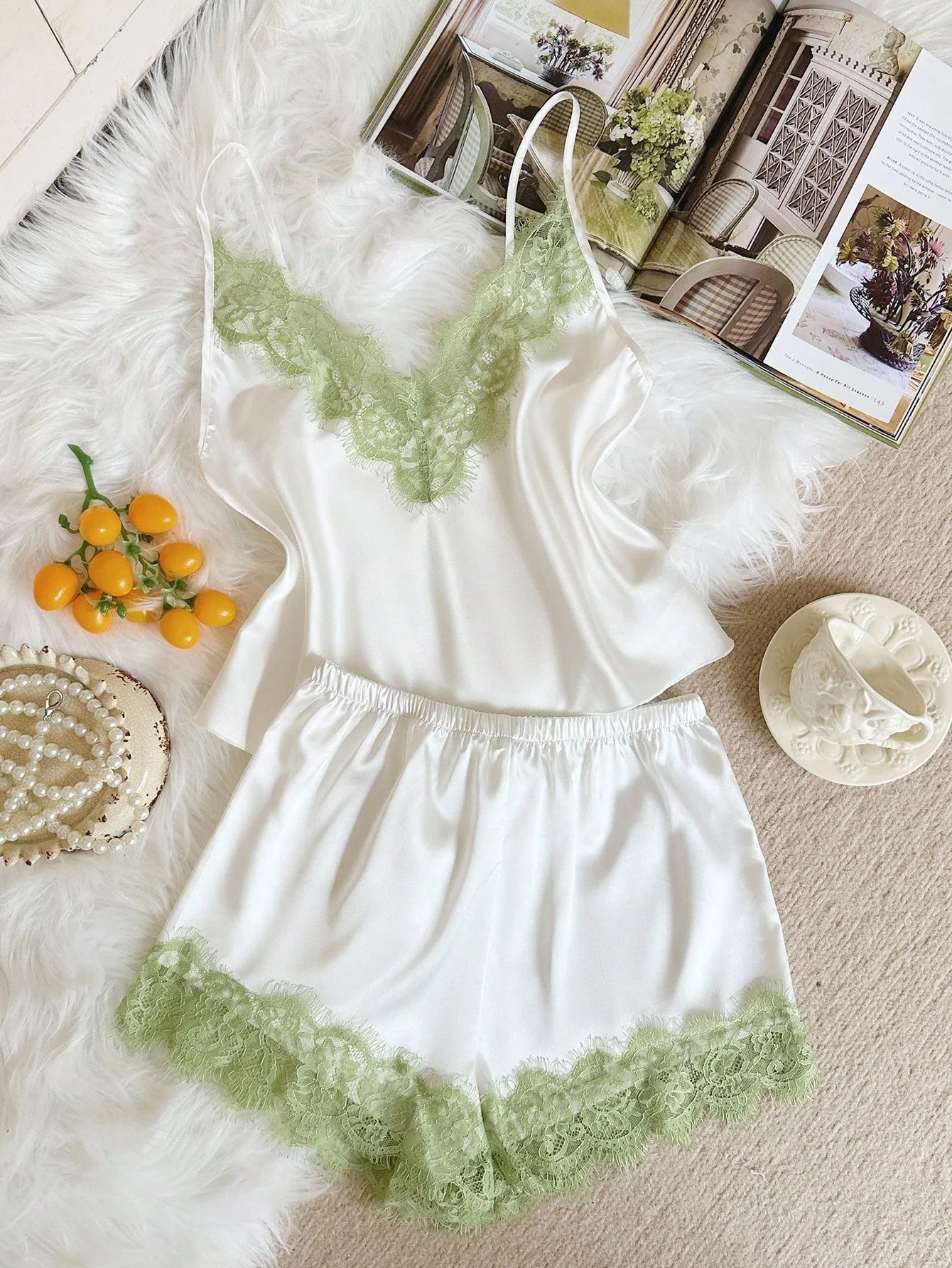 Ladies Elegant Milky White Satin Green Eyelash Lace Cami & Shorts Set V-Neck Fresh Home Pajamas