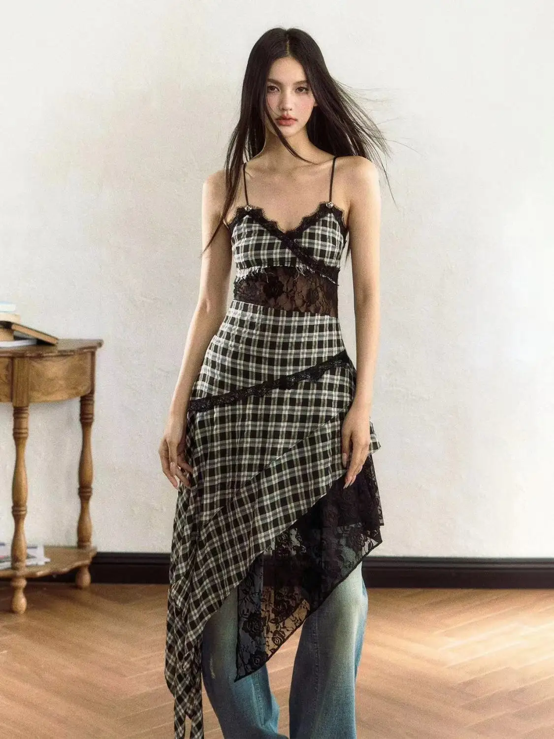 

Retro Black and White Plaid Lace Patchwork Camisole Dress Irregular Hem Slim Fit Dress for Women
