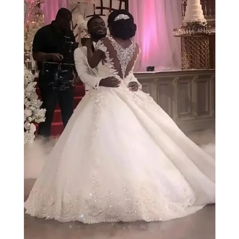 تخصيص لامعة الماس الترتر فساتين الزفاف الأفريقية زائد حجم الكرة شير الرقبة كاب الأكمام زهرة الدانتيل زي العرائس مخصص